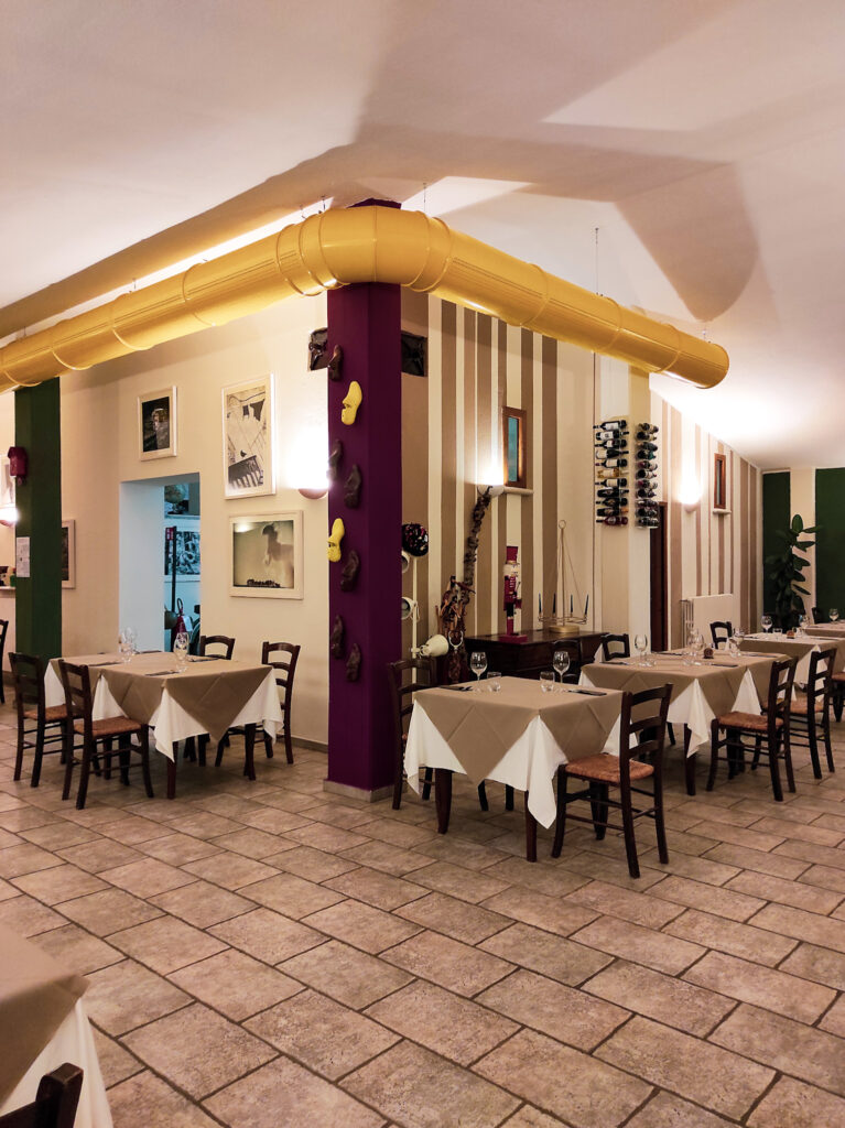 Interno del ristorante il Riccio in Basilicata