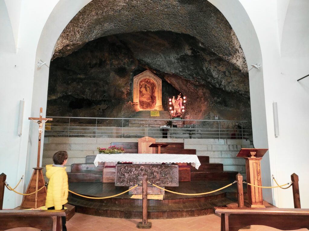 Cappella di San Michele sui Laghi di Monticchio