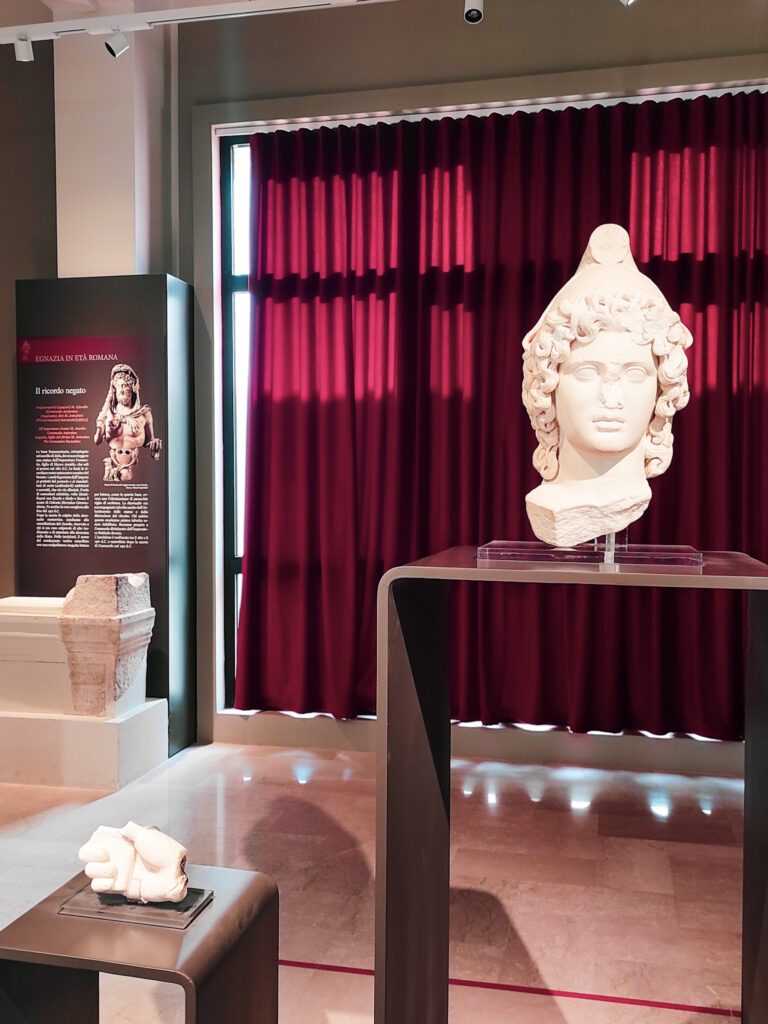 Cosa vedere ad Egnazia: la statua del Dio Attis Egnazia